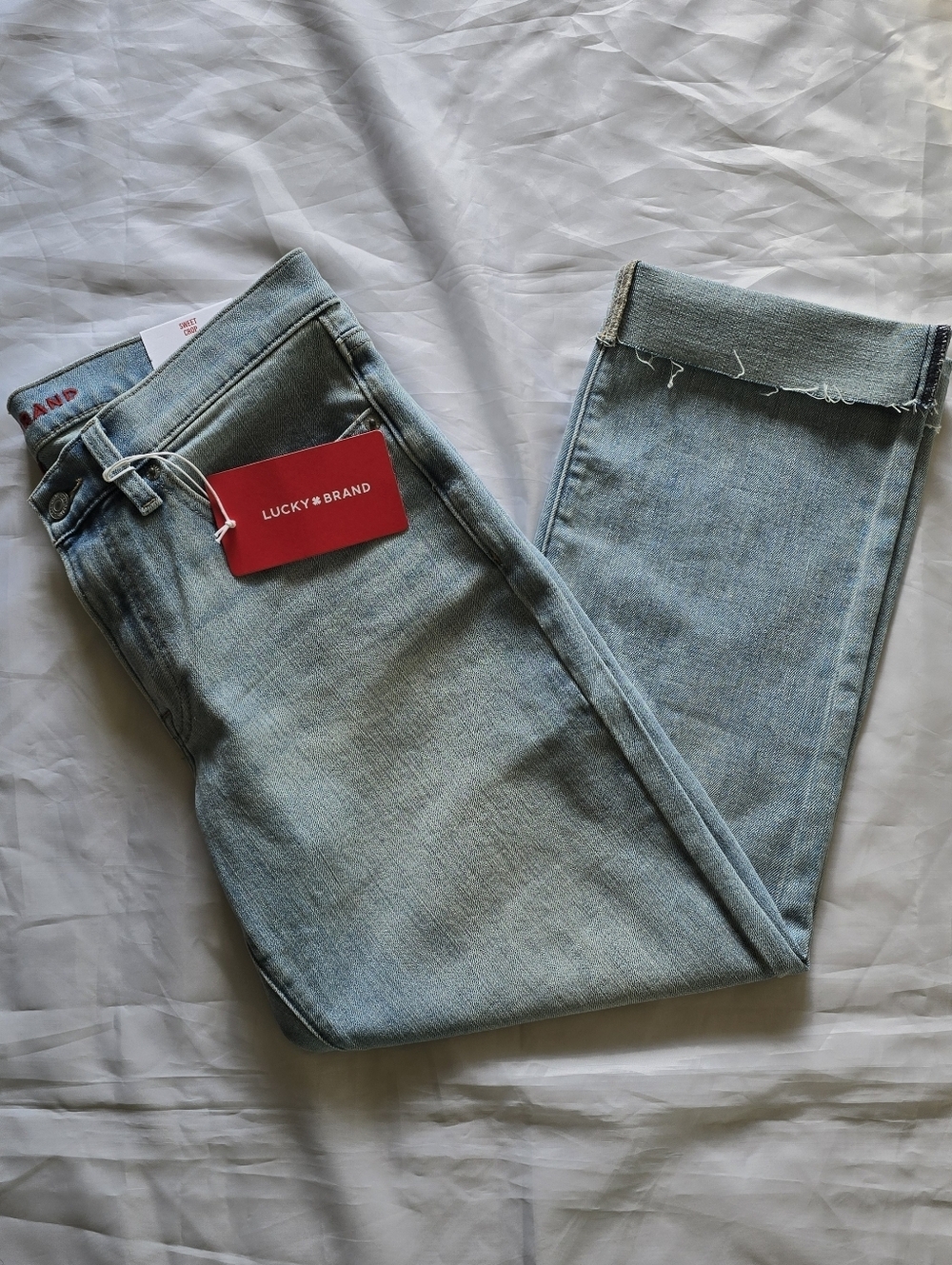 NWT Lucky Brand Light Blue Skinny Jeans with Distressed Knees